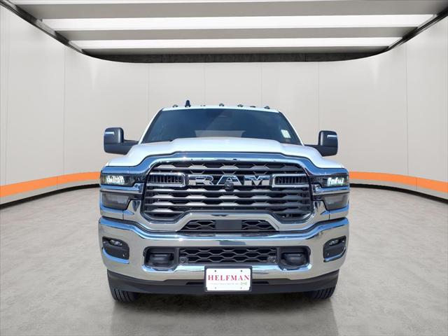 2026 RAM Ram 3500 RAM 3500 TRADESMAN CREW CAB 4X4 8 BOX