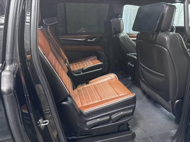 2023 GMC Yukon XL 4WD Denali Ultimate