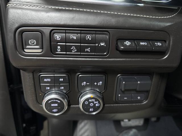 2023 GMC Yukon XL 4WD Denali Ultimate