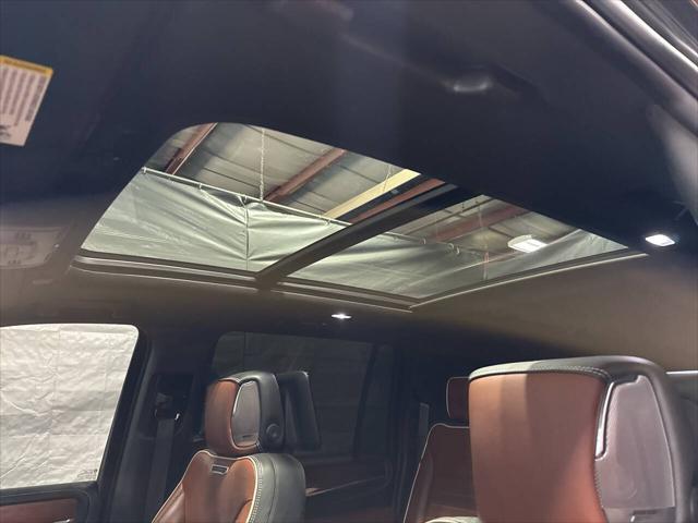 2023 GMC Yukon XL 4WD Denali Ultimate