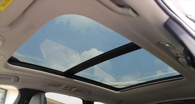 2024 Volvo XC60 B5 Core Dark Theme