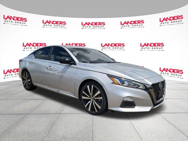 2021 Nissan Altima SR FWD