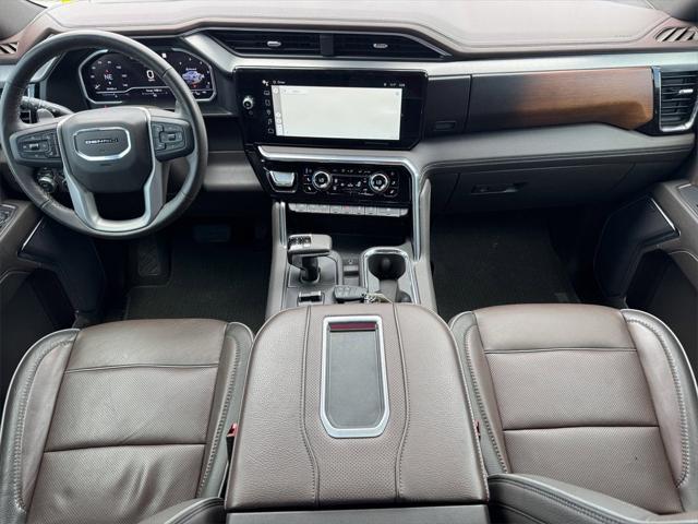 2022 GMC Sierra 1500 4WD Crew Cab Short Box Denali