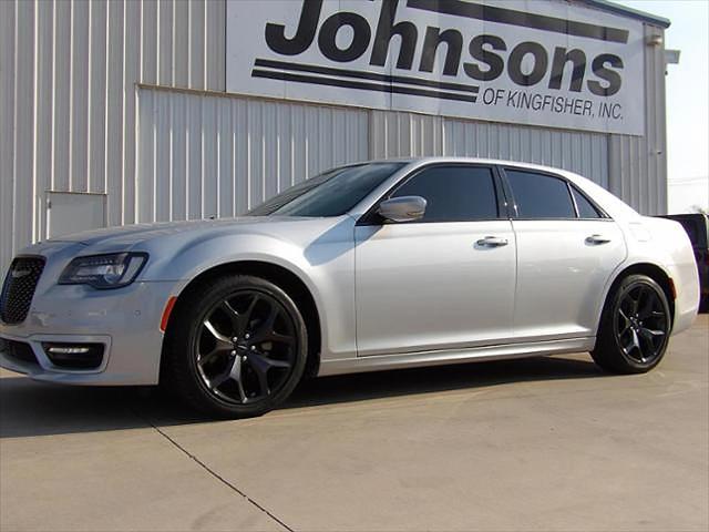 2022 Chrysler 300 Touring L