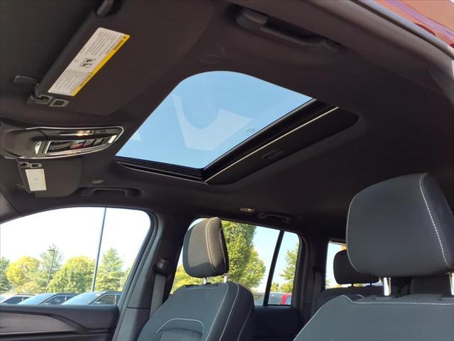 2024 Jeep Grand Cherokee Laredo X 4x2