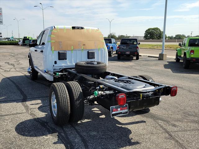 2026 RAM Ram 3500 Chassis Cab RAM 3500 BIG HORN CREW CAB CHASSIS 4X4 60 CA