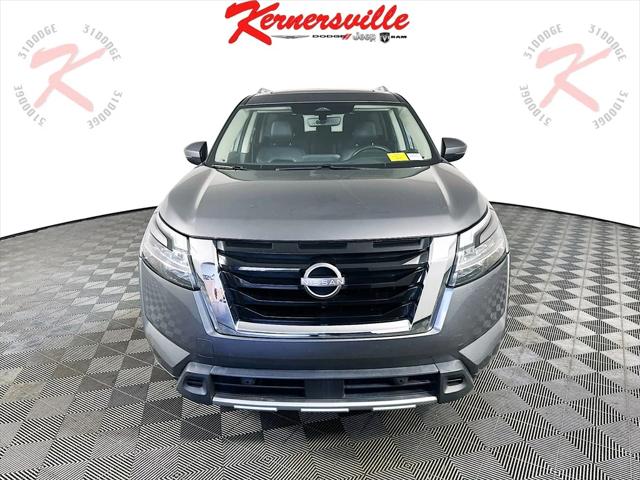 2023 Nissan Pathfinder SL 4WD