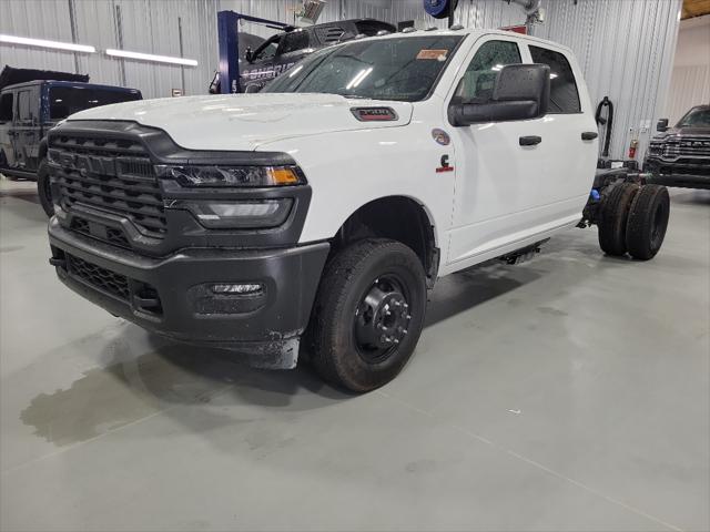 2025 RAM 3500 Chassis Tradesman/Big Horn