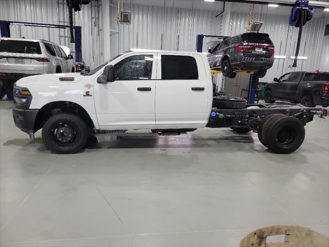 2025 RAM 3500 Chassis Tradesman/Big Horn