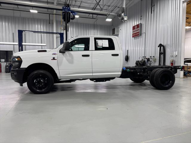 2025 RAM 3500 Chassis Tradesman/Big Horn