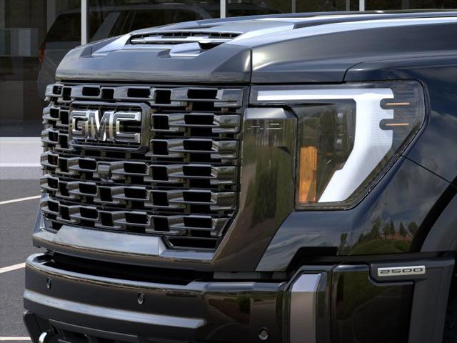 2025 GMC Sierra 2500HD 4WD Crew Cab Standard Bed Denali Ultimate