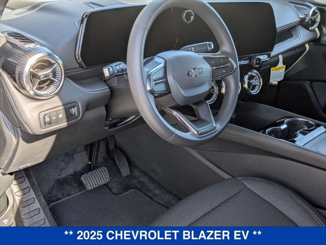 2025 Chevrolet V Blazer LT AWD