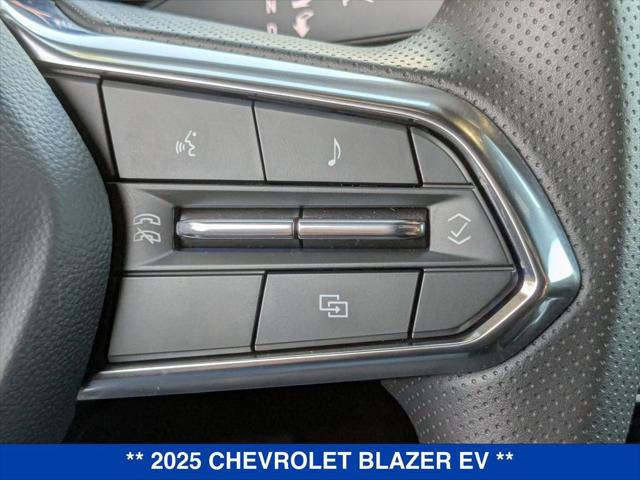 2025 Chevrolet V Blazer LT AWD