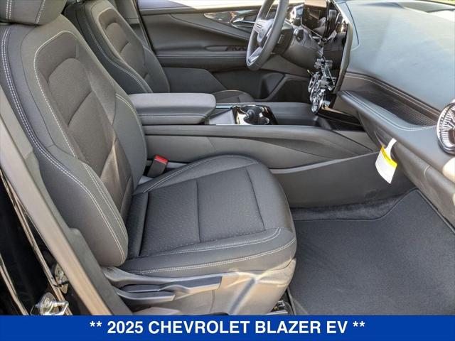 2025 Chevrolet V Blazer LT AWD