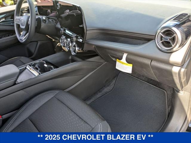 2025 Chevrolet V Blazer LT AWD