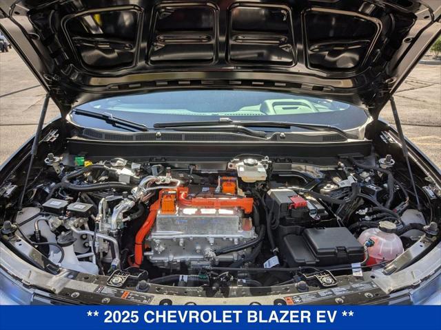 2025 Chevrolet V Blazer LT AWD