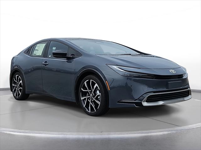 2026 Toyota Prius XSE Premium's photo