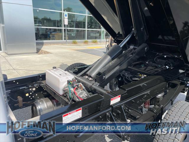 2025 Ford F-550 XL