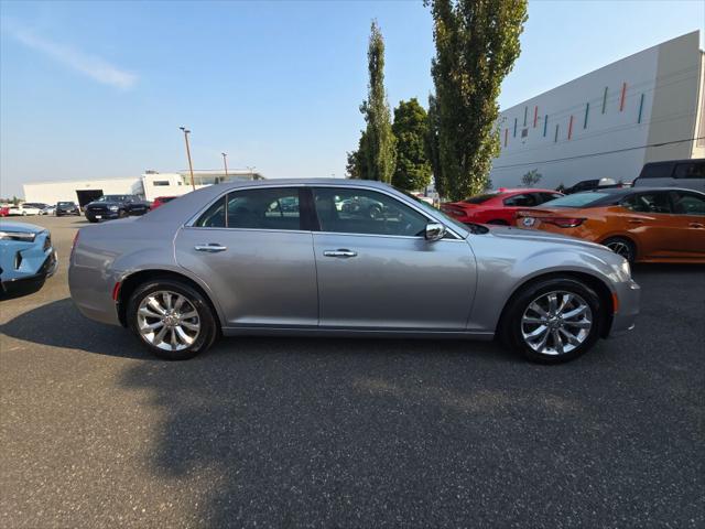 2017 Chrysler 300 300C