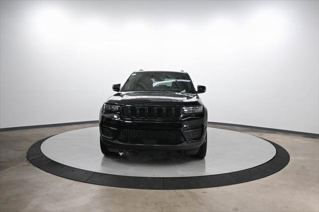 2022 Jeep Grand Cherokee Altitude 4x4