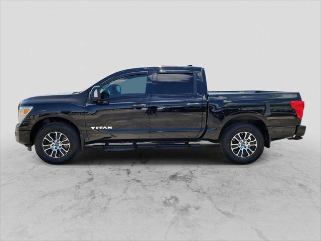 2024 Nissan TITAN Crew Cab SV 4x4