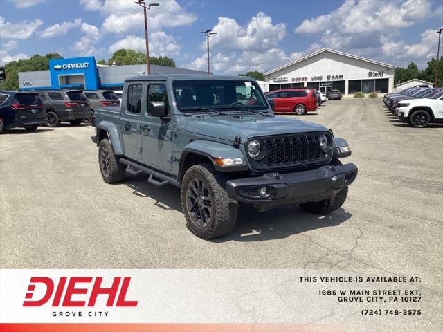 2024 Jeep Gladiator Nighthawk