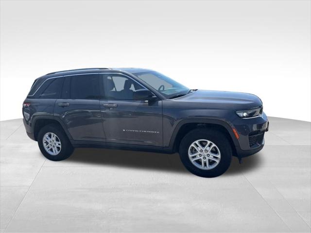 2023 Jeep Grand Cherokee Laredo 4x4