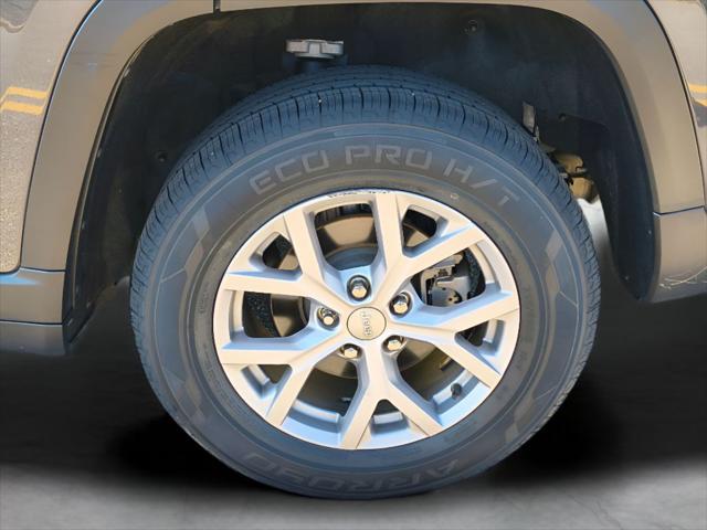 2022 Jeep Grand Cherokee Limited 4x2 2022 Jeep Grand Cherokee Limited 4x2