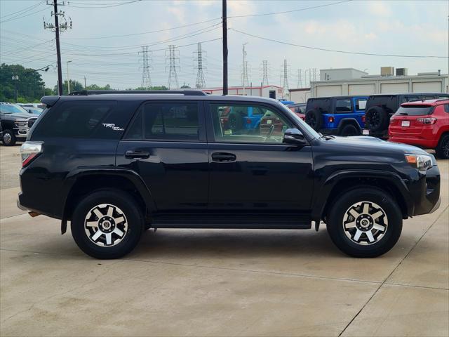 2024 Toyota 4Runner TRD OFF ROAD 4WD 2024 Toyota 4Runner TRD OFF ROAD 4WD