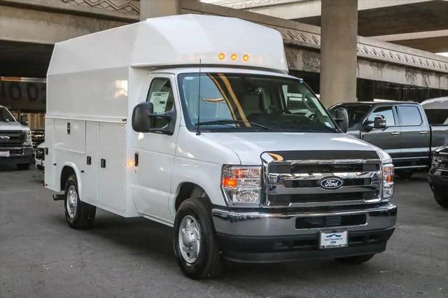 2026 Ford E-350 Cutaway E-Series Cutaway