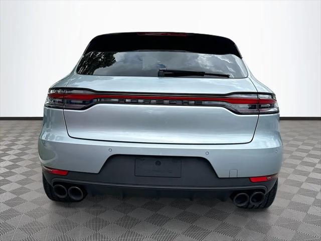 2021 Porsche Macan Standard