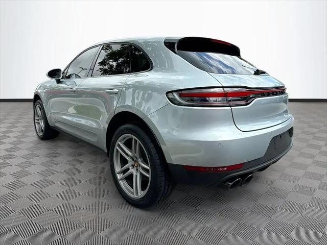2021 Porsche Macan Standard