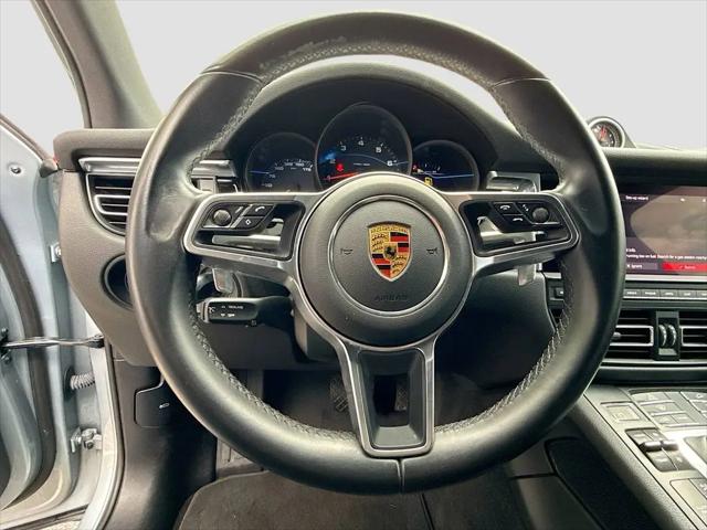 2021 Porsche Macan Standard