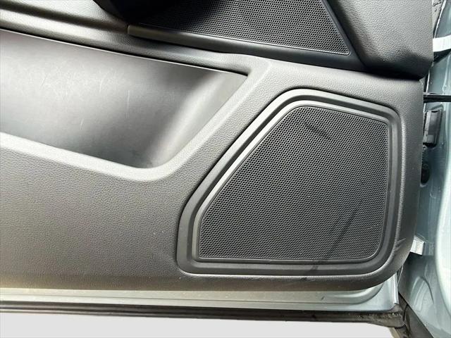 2021 Porsche Macan Standard