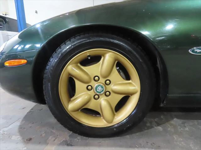 1997 Jaguar XK8 Standard
