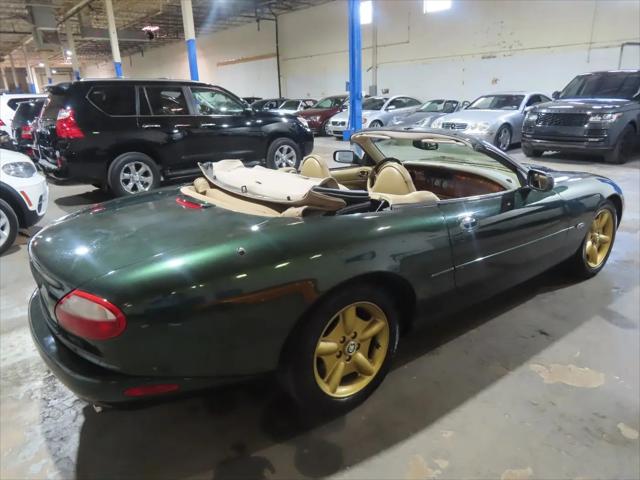 1997 Jaguar XK8 Standard