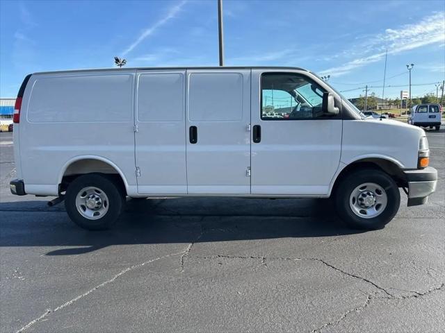 2025 Chevrolet Express Cargo Van RWD 2500 Regular Wheelbase WT