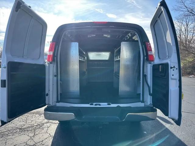 2025 Chevrolet Express Cargo Van RWD 2500 Regular Wheelbase WT