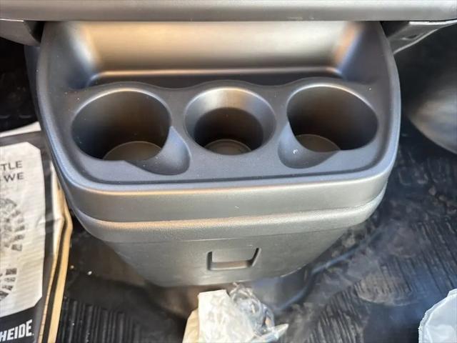 2025 Chevrolet Express Cargo Van RWD 2500 Regular Wheelbase WT