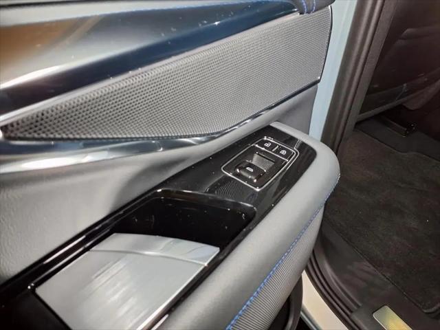 2026 Cadillac Escalade IQL Luxury AWD