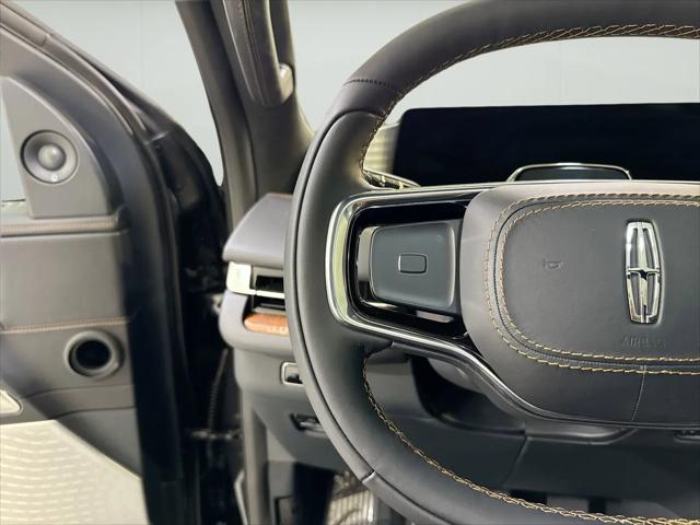 2025 Lincoln Navigator Black Label