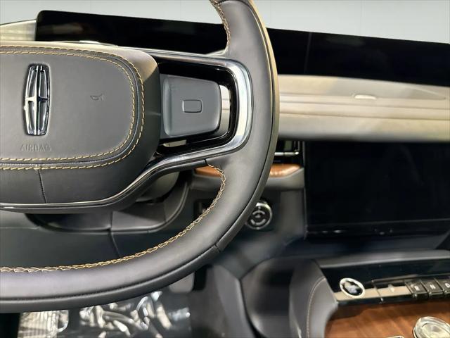 2025 Lincoln Navigator Black Label