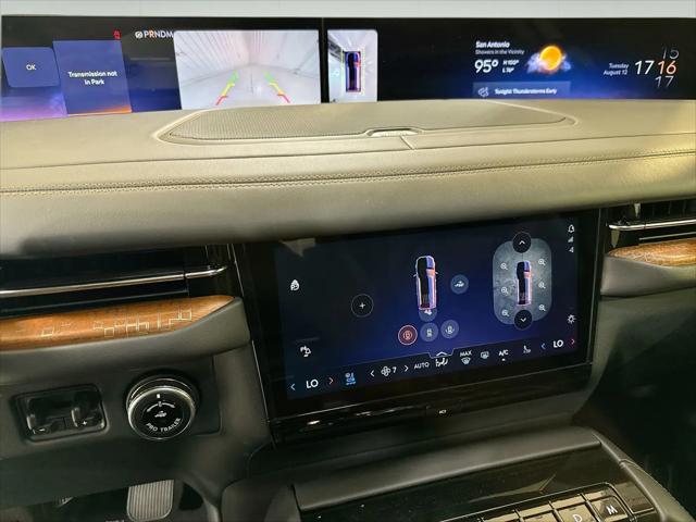 2025 Lincoln Navigator Black Label