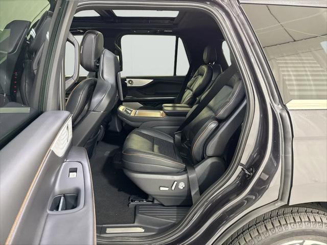2025 Lincoln Navigator Black Label