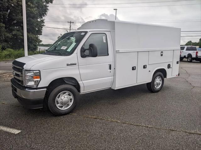 2026 Ford E-350 Cutaway E-Series Cutaway