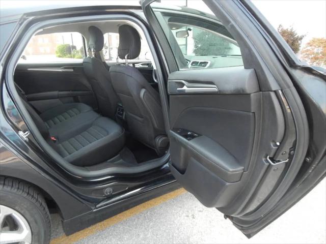 2013 Ford Fusion SE