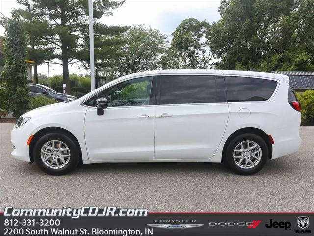 2026 Chrysler Voyager LX