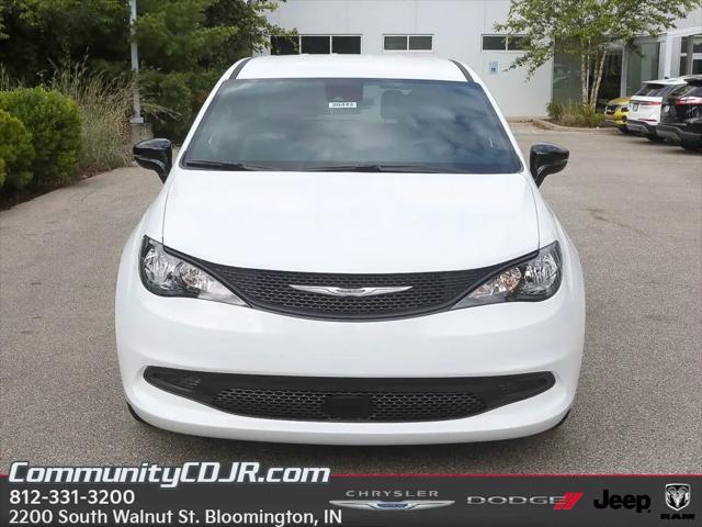 2026 Chrysler Voyager LX