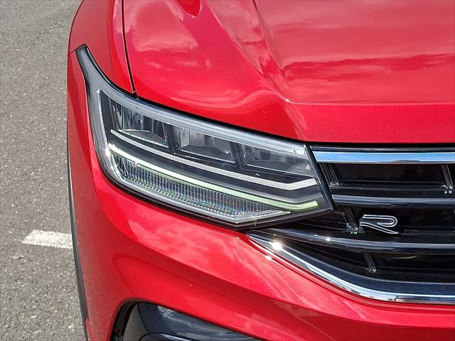 2024 Volkswagen Tiguan 2.0T SE R-Line Black