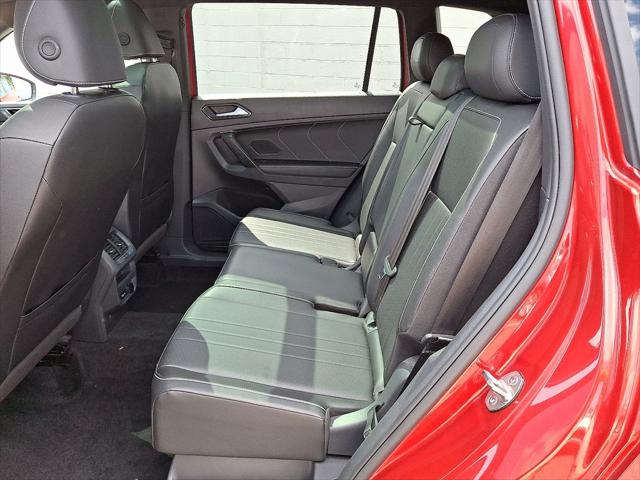 2024 Volkswagen Tiguan 2.0T SE R-Line Black